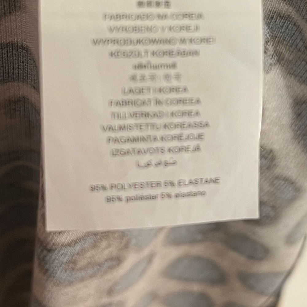 NWOT Michael Kors Animal Print Blouse Women’s Large - Picture 6 of 7